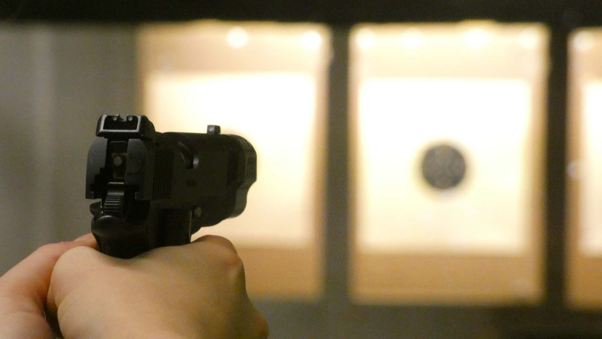 Pistole in .45 ACP Schießstand Bösingfeld 25 m